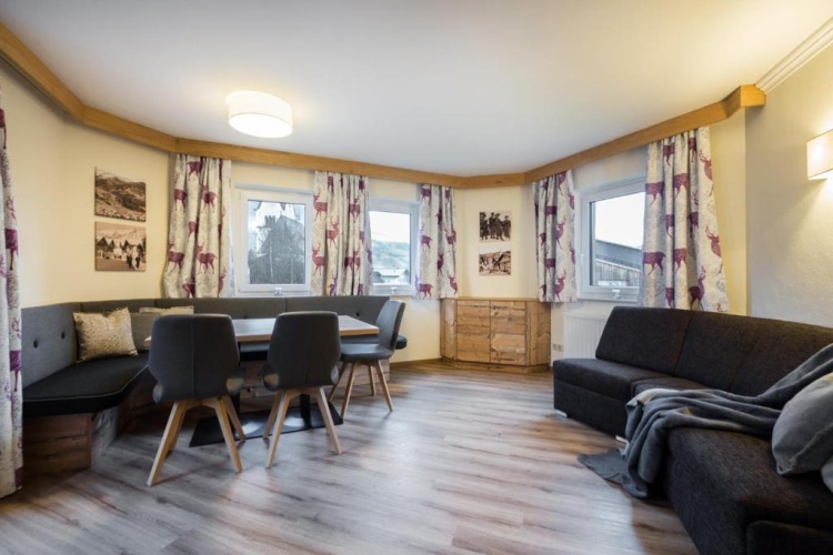 2 Bedrooms Superior Apartment with balcony