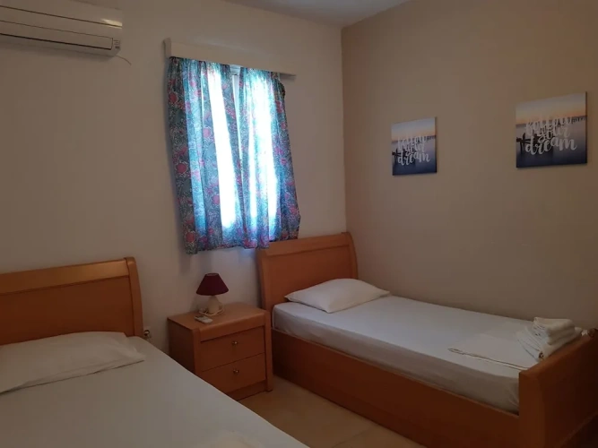 2 Bedrooms Apartment