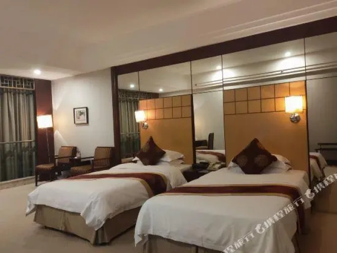 Deluxe Double Suite