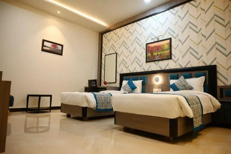 Hotel Satya Inn