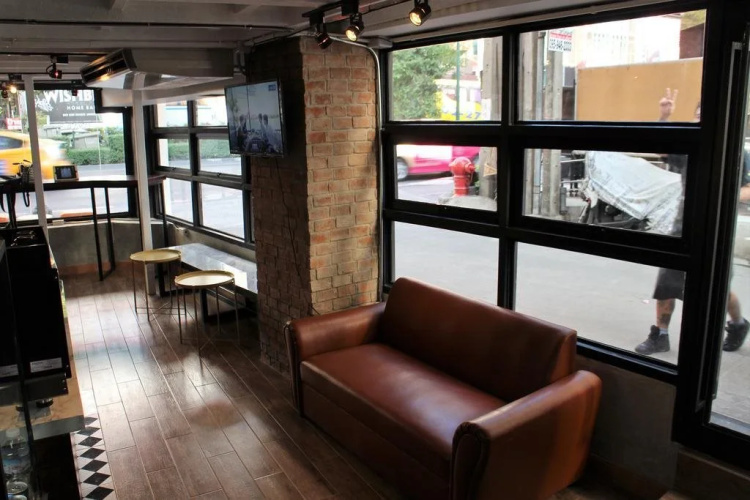 The 44 - Hostel