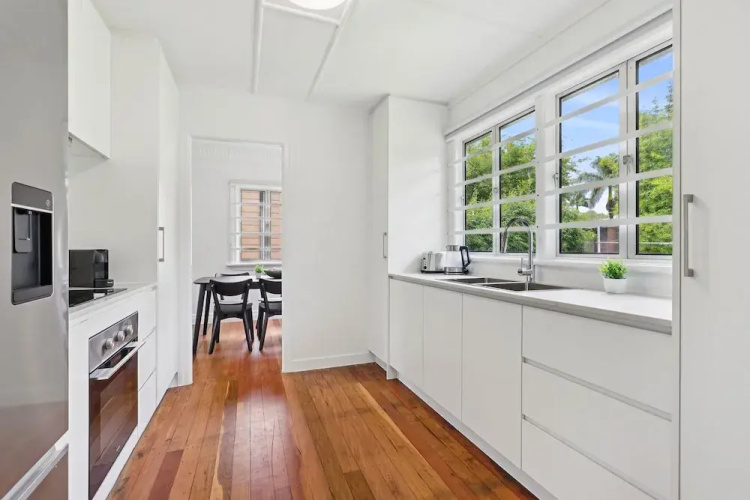 Spacious 3-bed Home in Morningside With Backyard