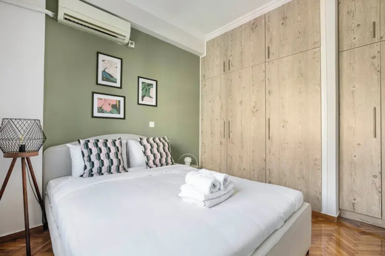 Dew 1-Bedroom Apartment in Athens