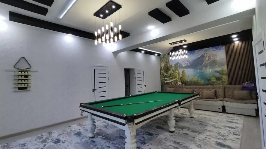 Everest Guest House