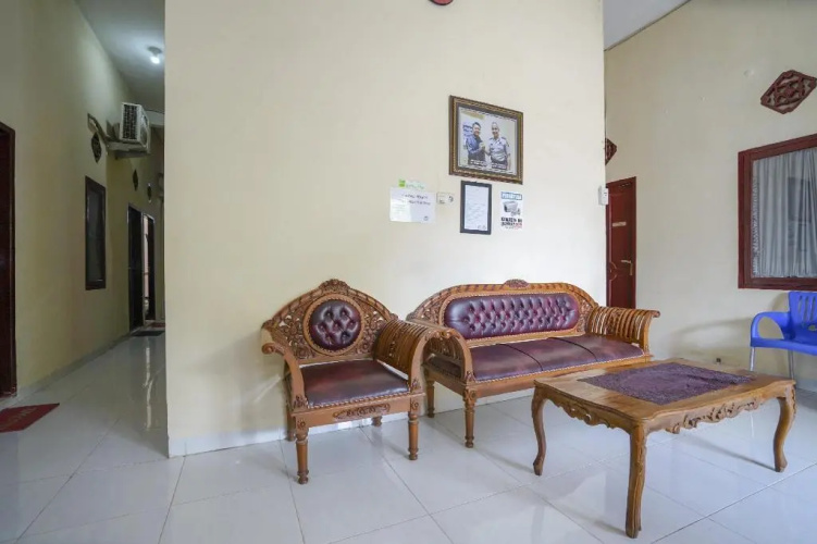 OYO 2933 Wisma Hiro Pertiwi