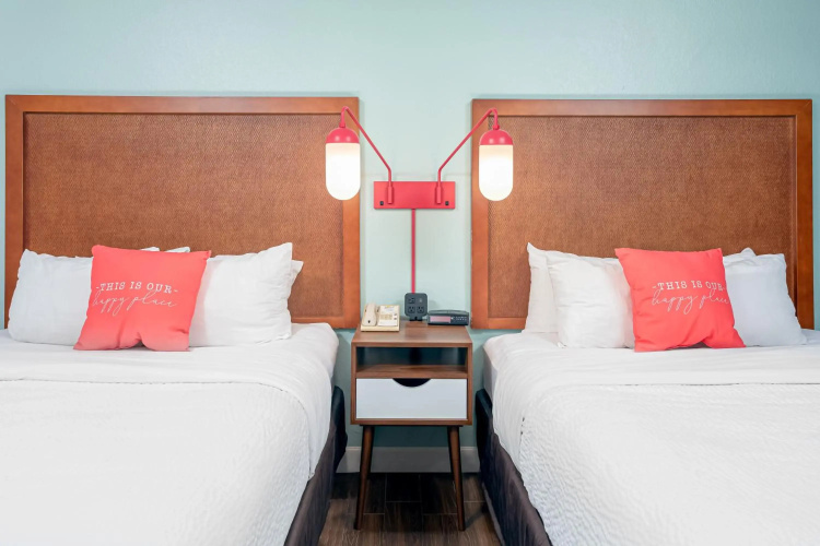 Beachside Hotel & Suites Cocoa Beach - Port Canaveral