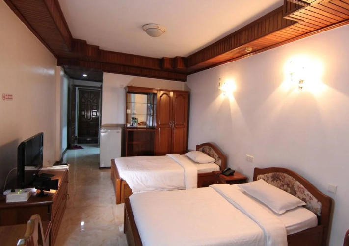 Royal White Elephant Hotel