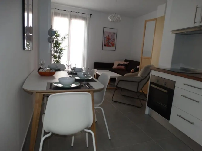 1 Bedroom Apartment