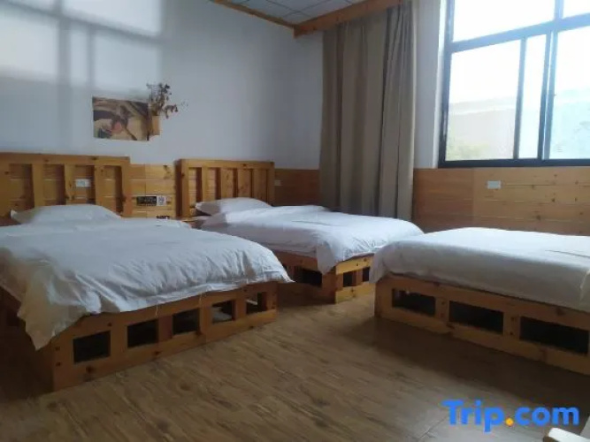 Mengzhou Household Hotel