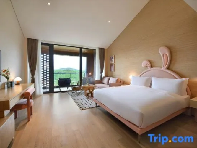 Standard Double room with courtyard view