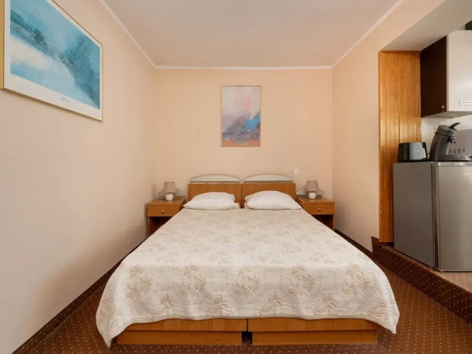 Comfortable Holiday Studio, Breakfast Included