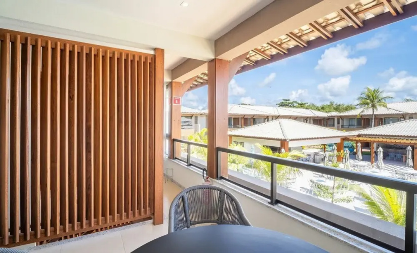Charming Apartment With Pool View! Bio0079