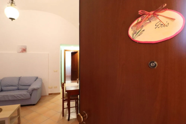 Flowers Apartment