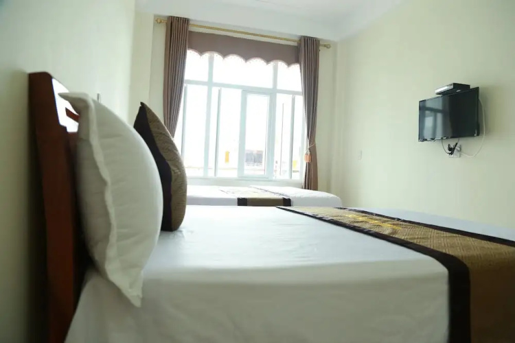 Gold Plus Hotel