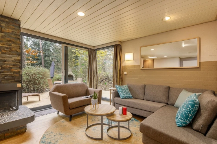 1 Bedroom Deluxe Cottage