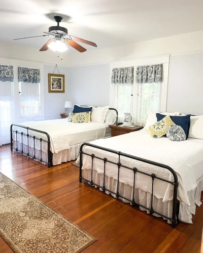 Deluxe Quadruple room