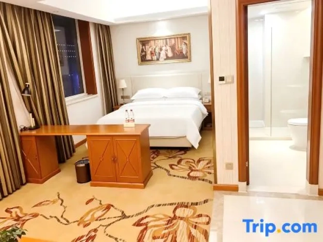 Deluxe Double Suite