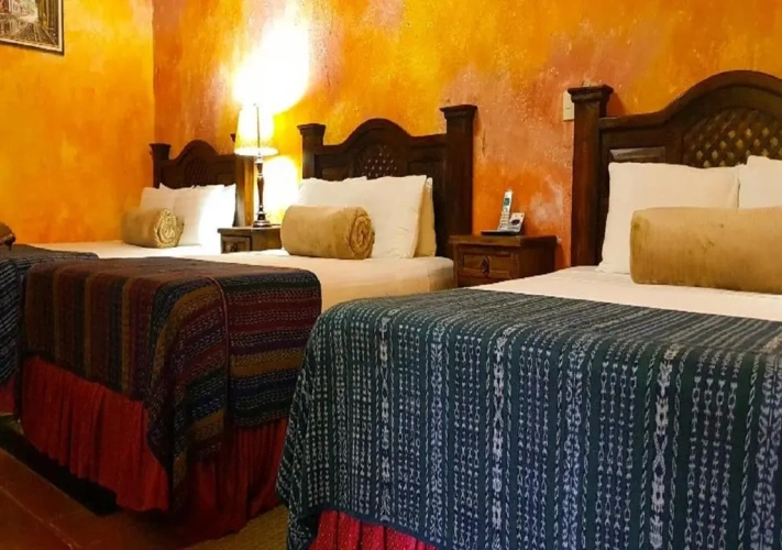 Standard Triple room