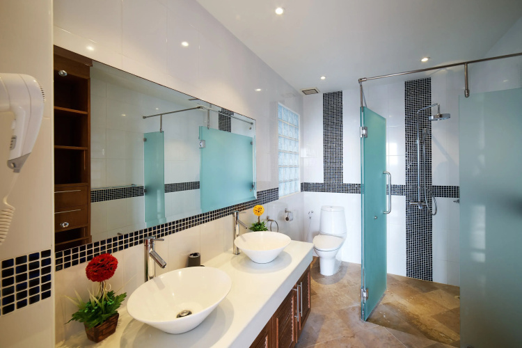 Surin Sabai Condominium 2