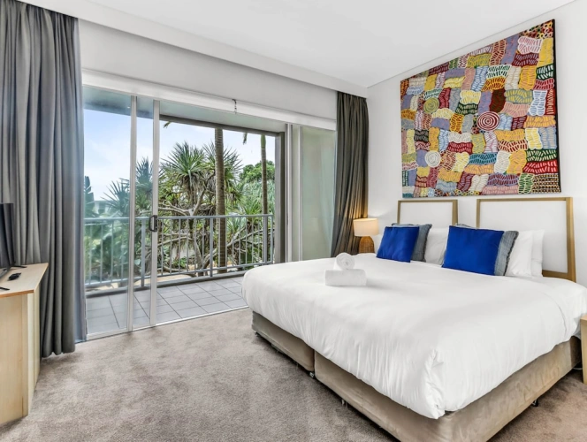 3 Bedrooms Deluxe Apartment with balcony and with garden view