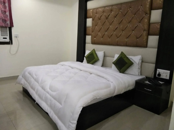 Hotel Vishesh Continental