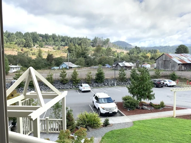 Standard Quadruple room with balcony and with mountain view
