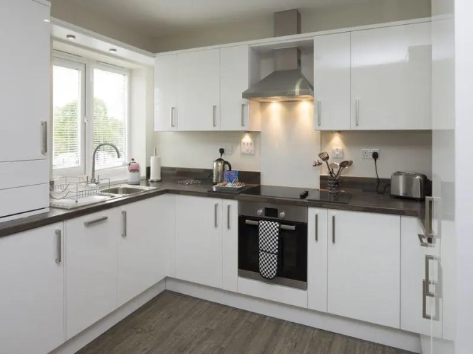 2 Bedrooms Apartment