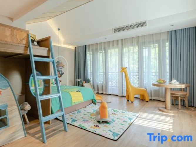Standard Family room