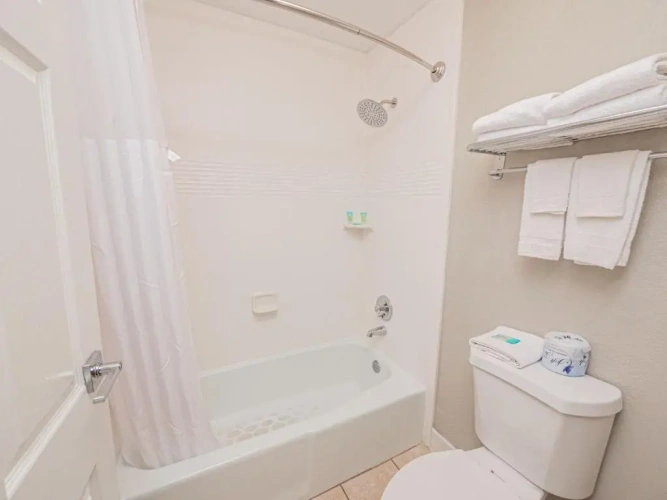 Standard Double Suite