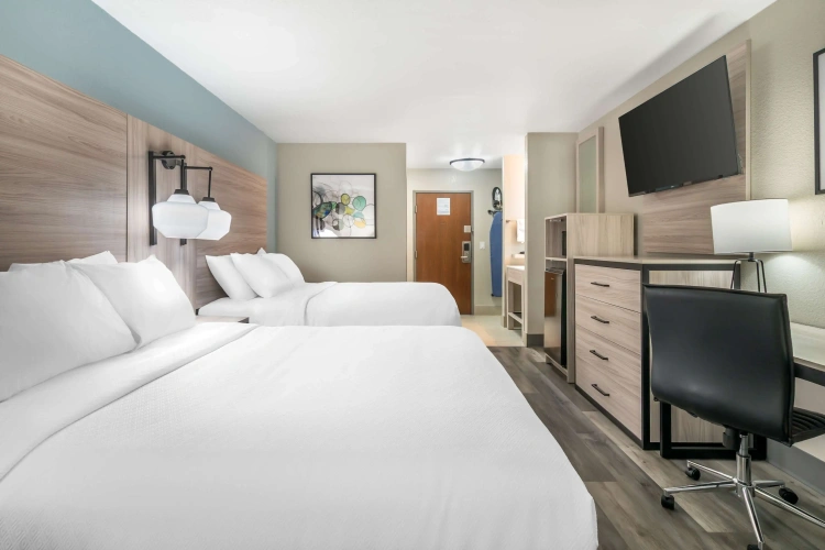 Standard Quadruple room