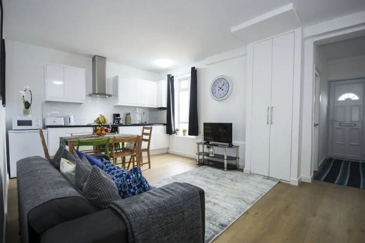 Putney Bridge Two Bedroom Apartments