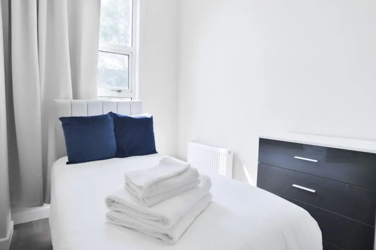 Studio Apartment In Euston