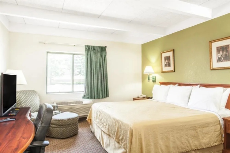 Days Inn Columbia I-70
