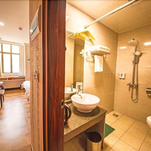 Hanqun Hotel