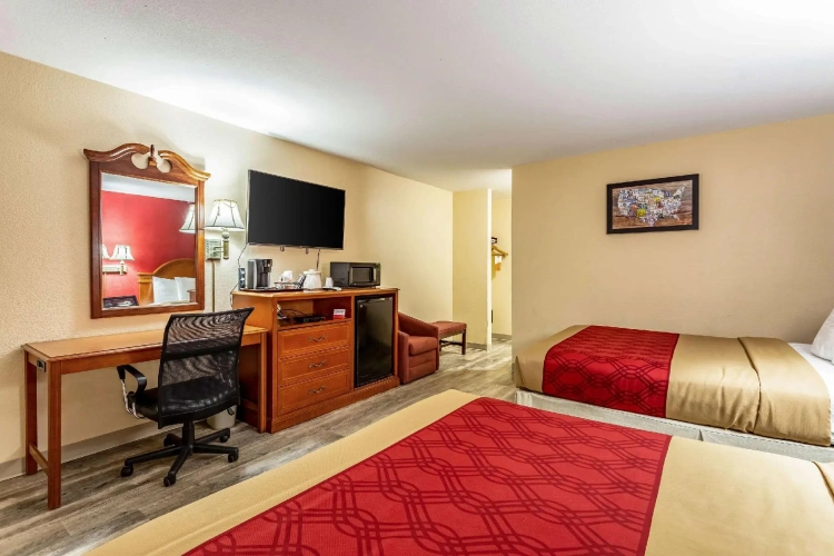 Standard Quadruple room