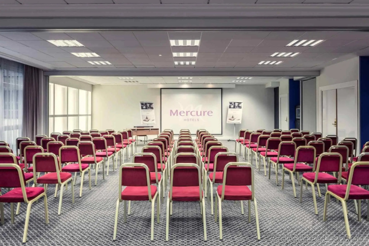 Mercure Paris Porte d'Orleans photo 17