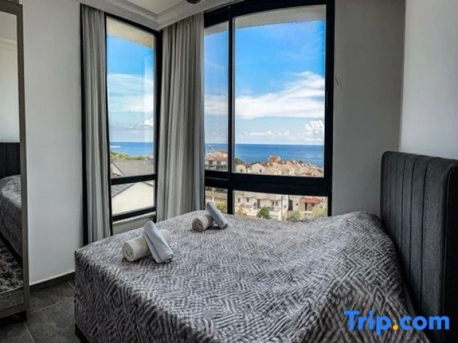 Standard Twin room with sea view