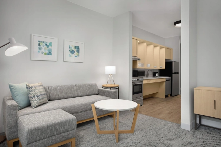 1 Bedroom Suite