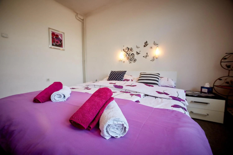 Central Tuzla apt - free parking