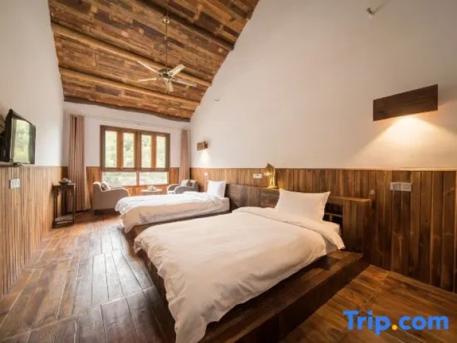 5 Bedrooms Standard room