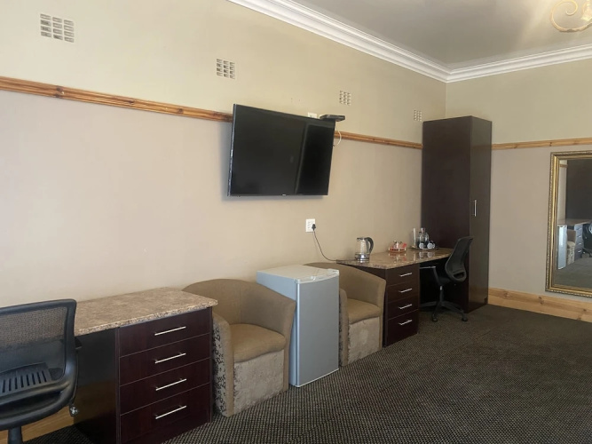 The Halfway House Hotel