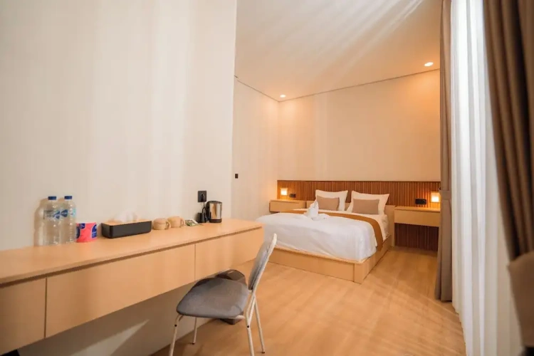 Deluxe room with balcony