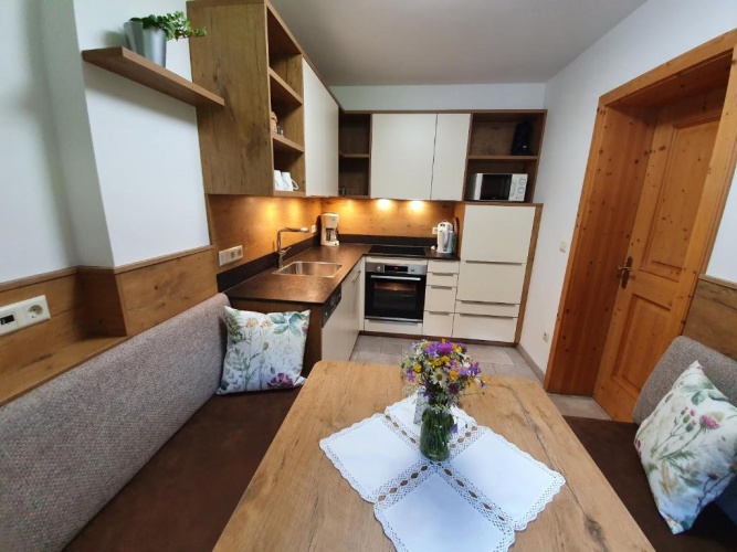 2 Bedrooms Apartment with balcony and with view