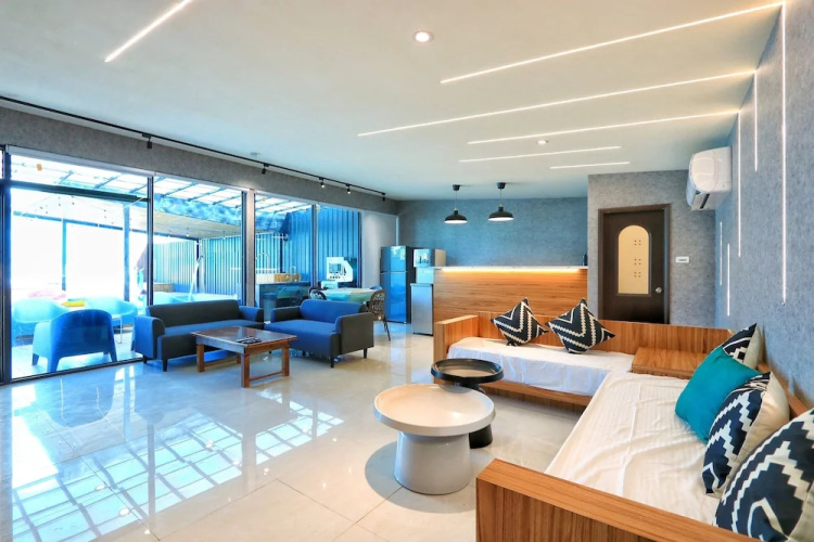 SUNRISEGOODHOUSE