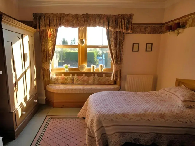 Moor End Bed and Breakfast