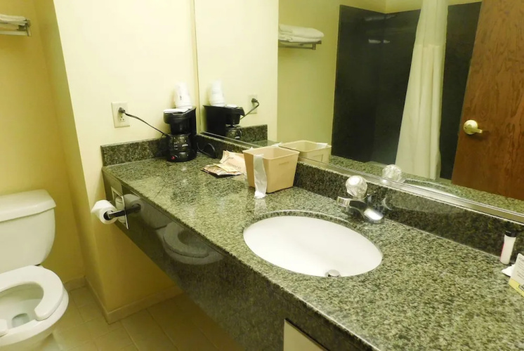 Days Inn Suites Pocahontas