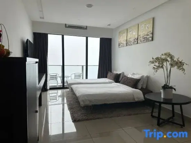 1 Bedroom Deluxe Suite