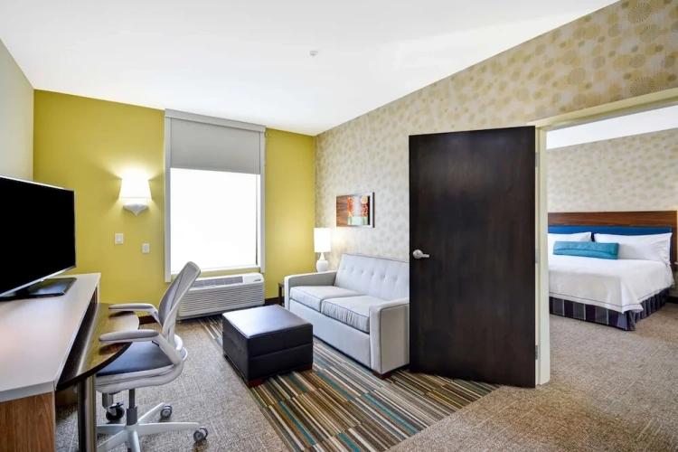 1 Bedroom Suite