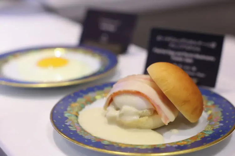 Hotel Springs Makuhari Premier