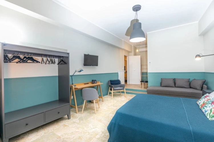 Deluxe Double room with city view